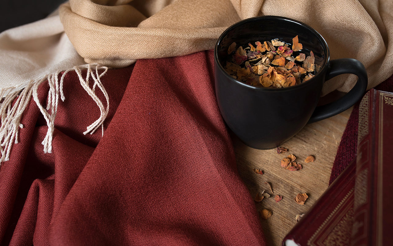 come scegliere la sciarpa in cashmere adatta al tuo stile personale
